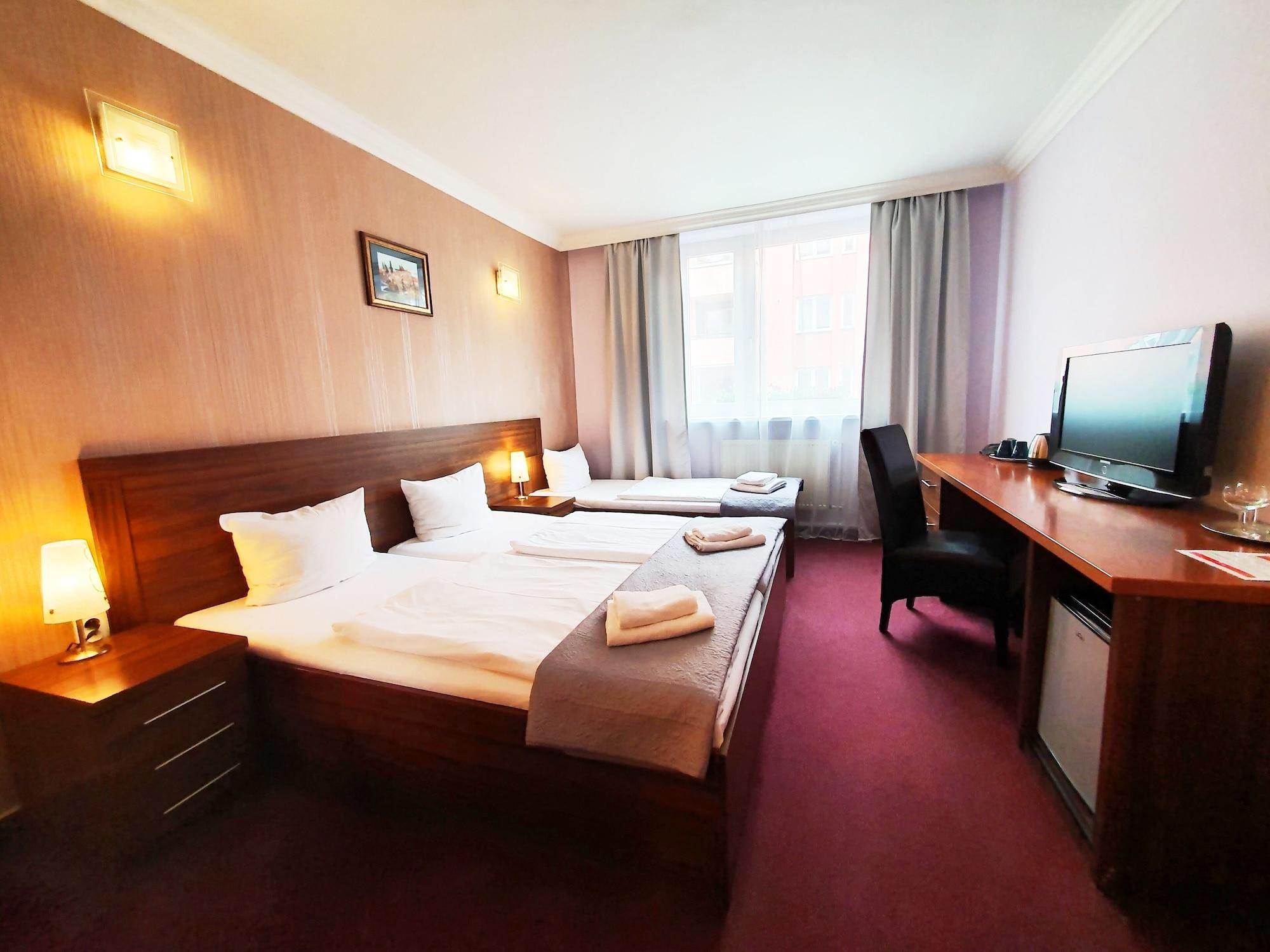 Relax Inn ปราก ภายนอก รูปภาพ